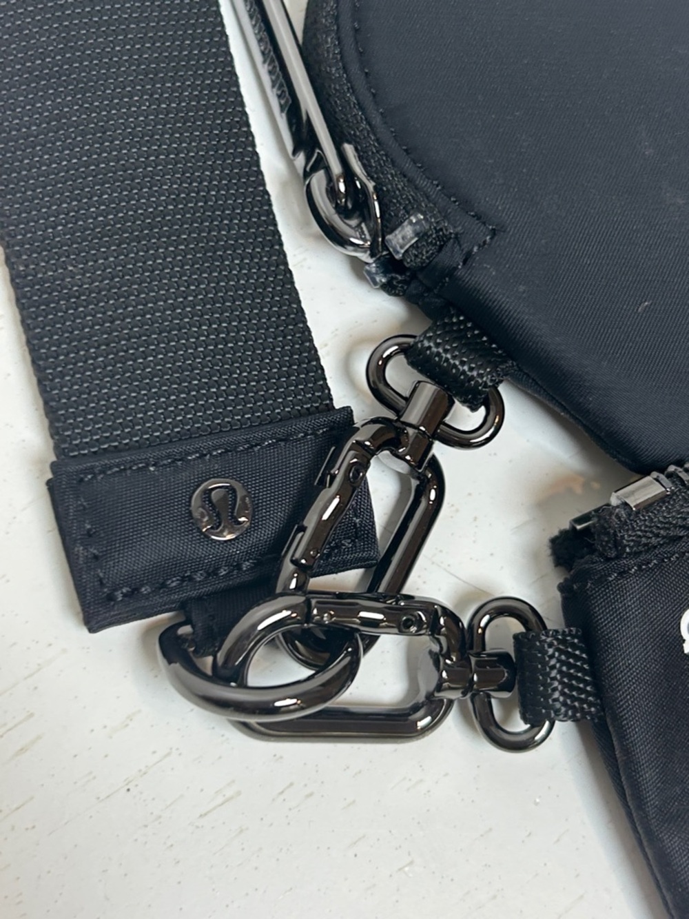 Lululemon Black Dual Pouch Wristlet New Without Tags - Picture 2 of 9